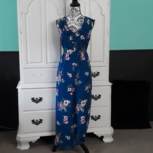 Lightweight floral print Romper, size M ........K3